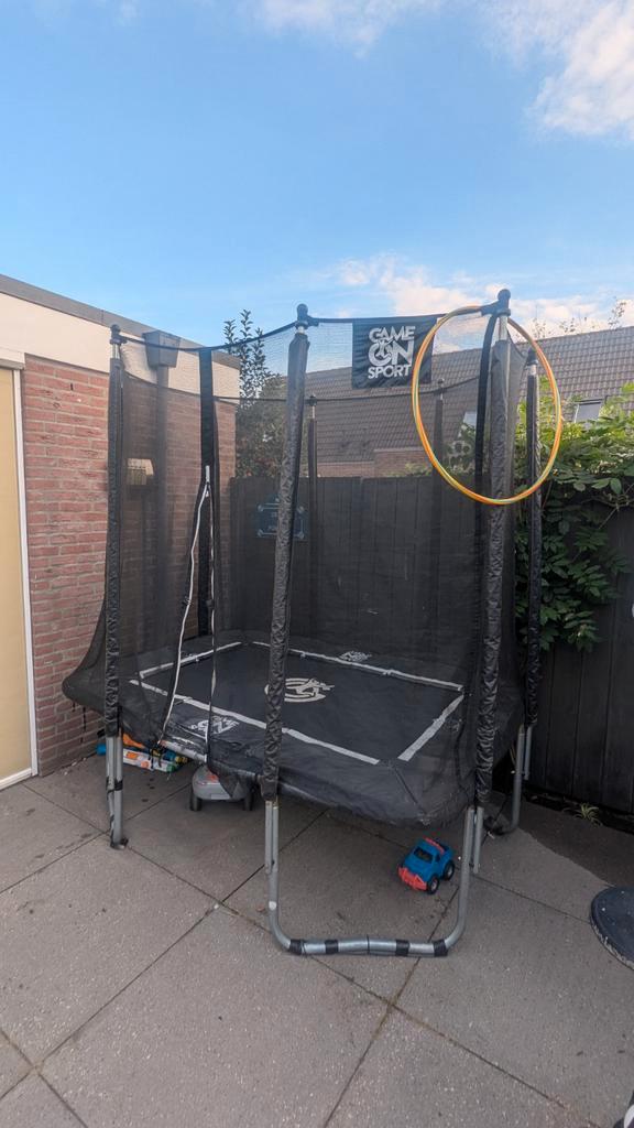 Trampoline met net  1.70 x 2.20, Kinderen en Baby's, Speelgoed | Buiten | Trampolines, Gebruikt, Ophalen of Verzenden