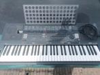 Keyboard Yamaha PSR sq16, Muziek en Instrumenten, Keyboards, 61 toetsen, Zo goed als nieuw, Yamaha, Ophalen