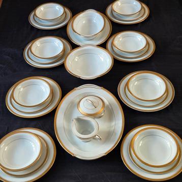 Noritake China bone porselein servies,  goldridge beschikbaar voor biedingen