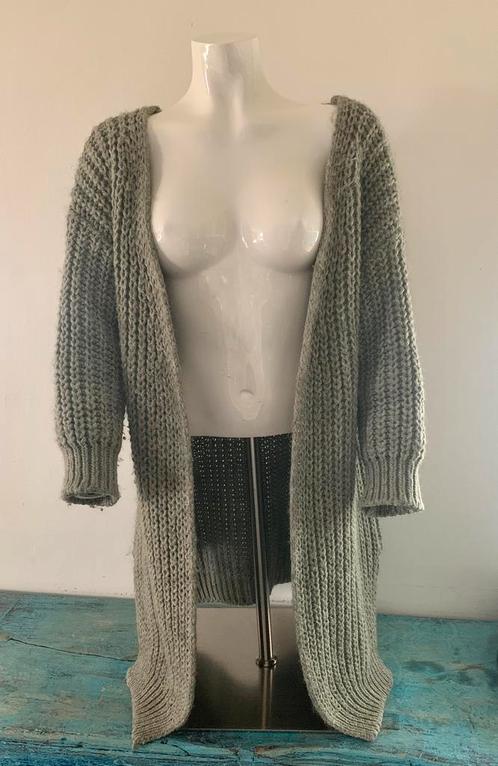 Lang vest One size zgan!, Kleding | Dames, Truien en Vesten, Zo goed als nieuw, Maat 38/40 (M), Groen, Ophalen of Verzenden