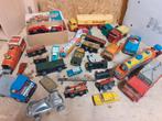 Oud speelgoed blikken trein vrachtwagen auto, Antiek en Kunst, Antiek | Speelgoed, Ophalen of Verzenden