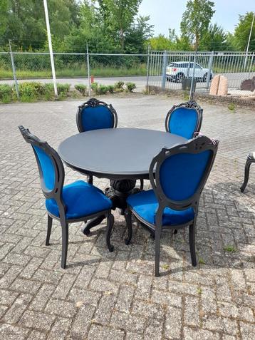 Barok eethoek compleet of los te koop.  beschikbaar voor biedingen