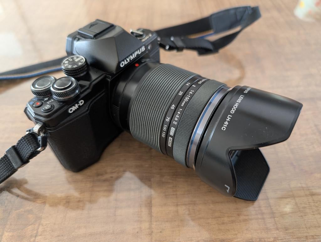 Olympus OM-D E-M10 Mark II Body Zwart + extra's, Spiegelreflex, Ophalen of Verzenden, Zo goed als nieuw, Olympus