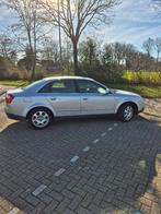 Audi A4 1.6 75KW 2002 Grijs, uniek!, Stof, 680 kg, 4 cilinders, A4