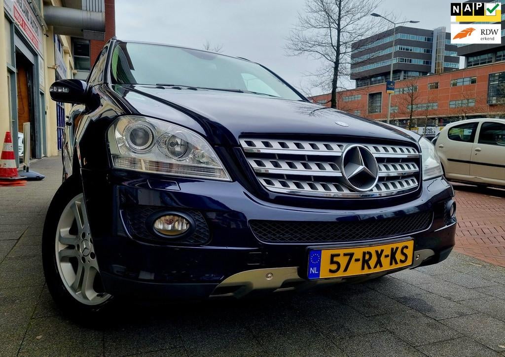 Mercedes-Benz M-klasse 350 Vol Opties Nette Staat, Auto's, Mercedes-Benz, Automaat, Gebruikt, Blauw, Vierwielaandrijving
