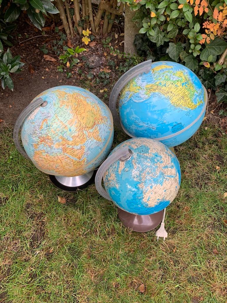 drie wereldbollen, Ophalen, Zo goed als nieuw