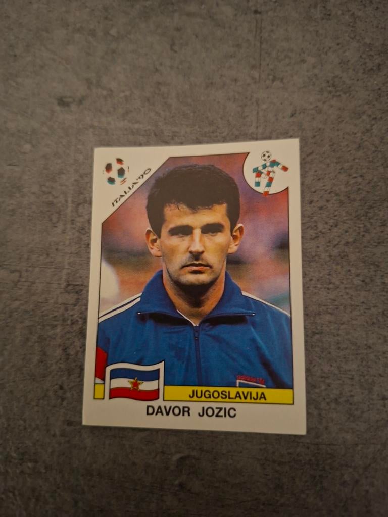Panini sticker WK 90 Italia. Speler Davor Jozic Joegoslavië., Verzenden, Zo goed als nieuw, Sticker