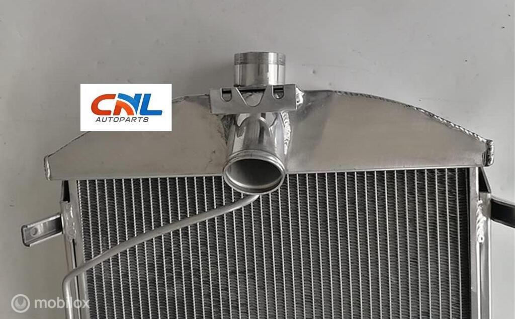 56mm  radiateur Ford Model A 1930 1931 30 31 MT, Nieuw, Ophalen of Verzenden
