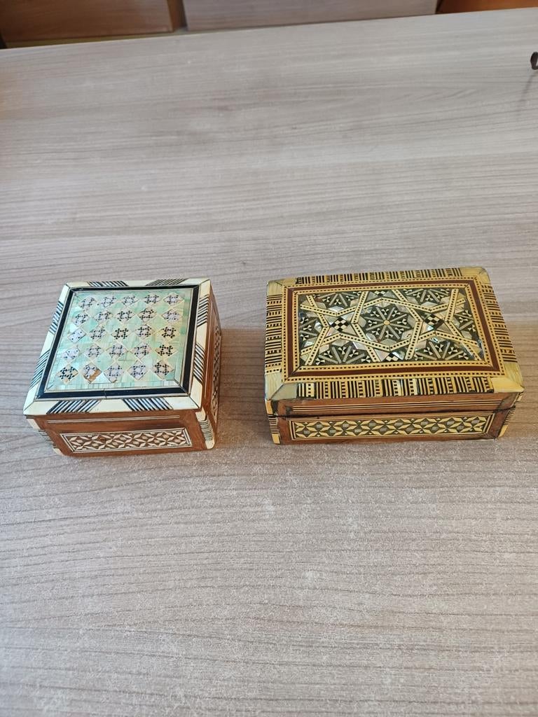 2 Sieradendoosjes met Parelmoer Inlegwerk, Antiek en Kunst, Antiek | Woonaccessoires, Ophalen of Verzenden