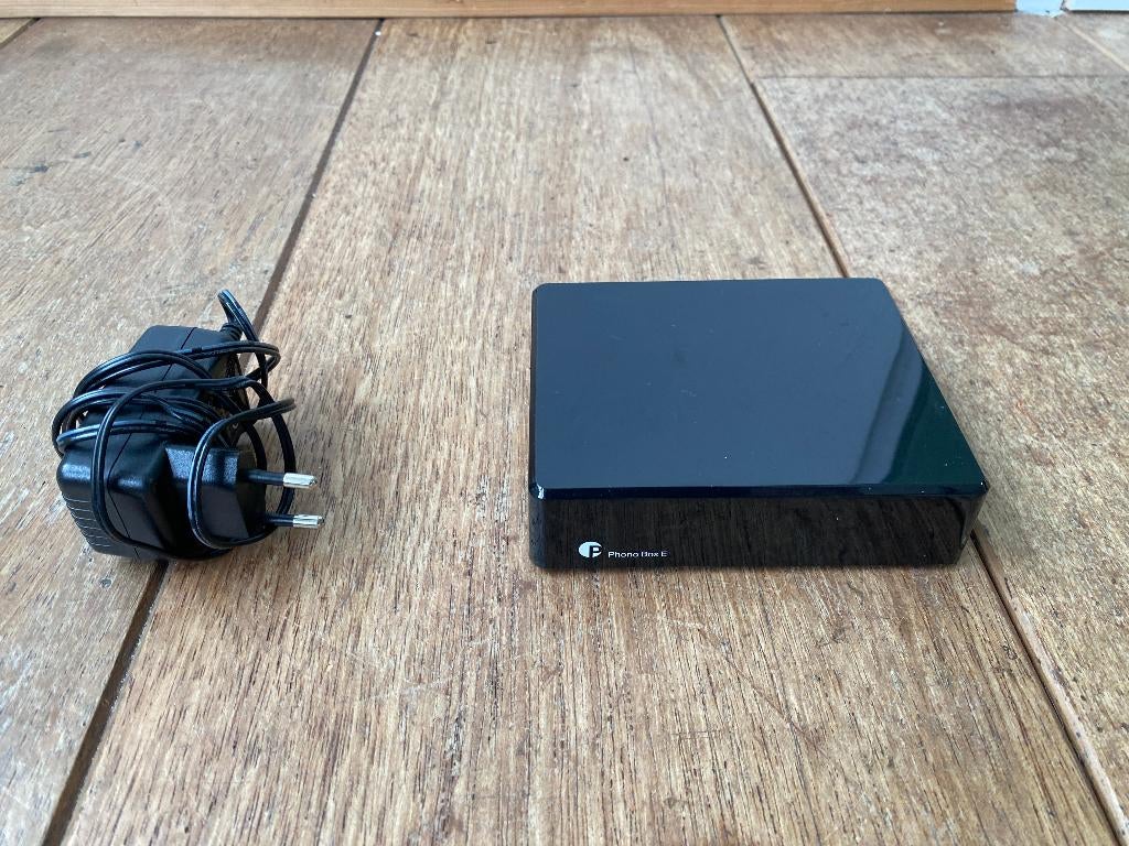 Pro-Ject Phono Box E | Phono preamp, Ophalen of Verzenden, Zo goed als nieuw, Platenspeler-onderdeel, Overige merken