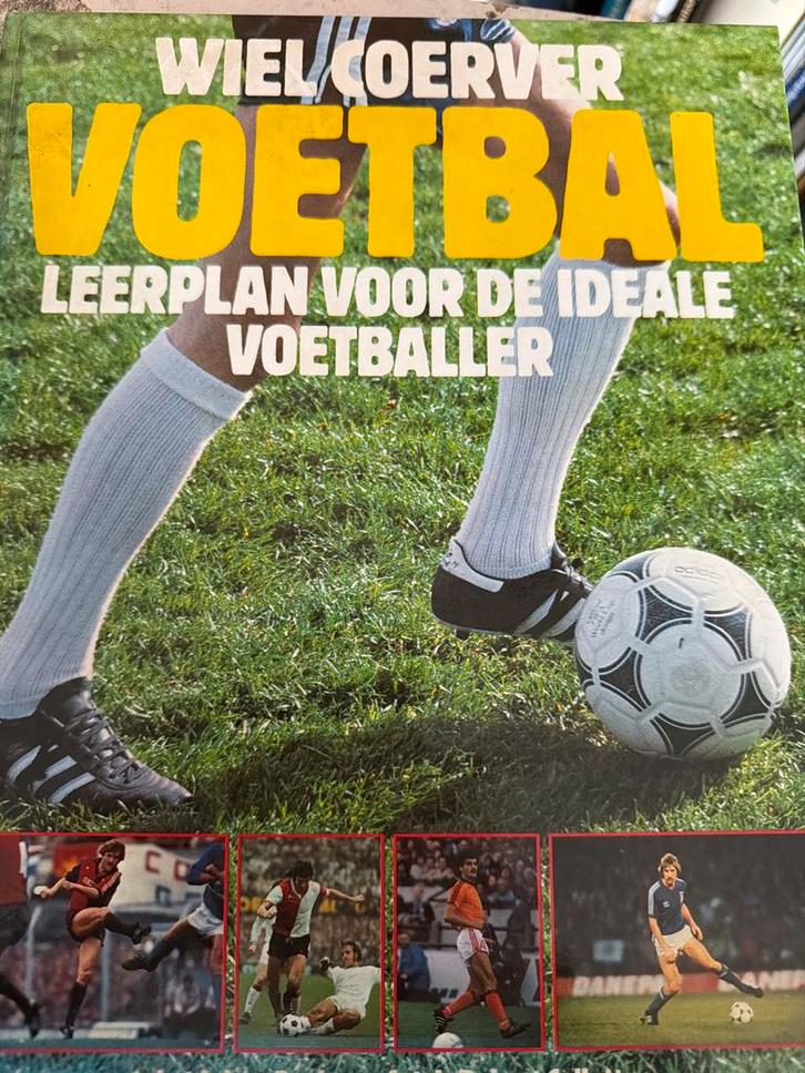 Wiel Coerver Voetbal: Leerplan voor de ideale voetballer, Boeken, Sportboeken, Gelezen, Balsport, Ophalen of Verzenden