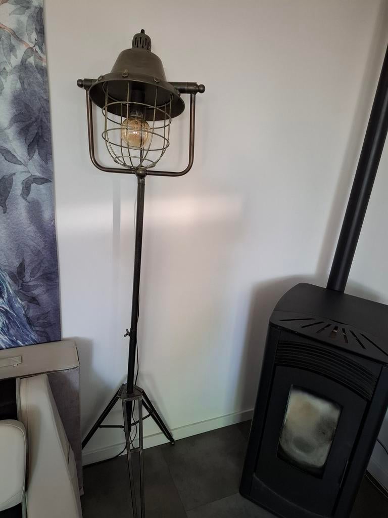 Set van 2 industriële vloerlampen, Huis en Inrichting, Ophalen, Gebruikt, Metaal, 150 tot 200 cm