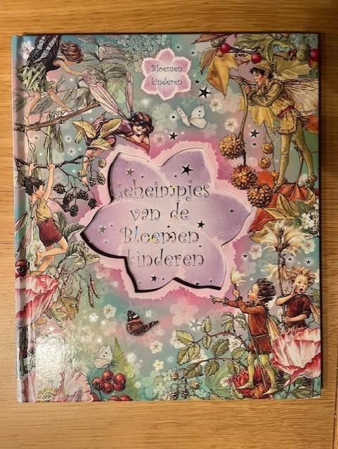 Geheimpjes van de bloemenkinderen, Ophalen of Verzenden, Zo goed als nieuw, Fictie algemeen