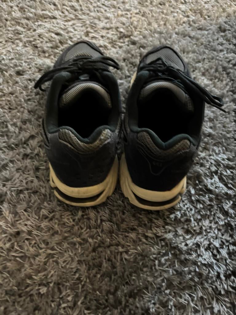 Asics gel kayano 14 maat 42.5, Ophalen of Verzenden, Zo goed als nieuw