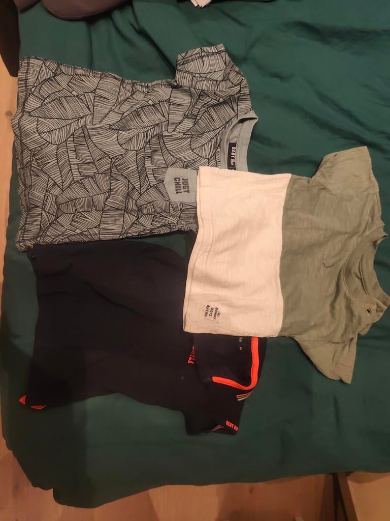 3 jongens tshirts maat 86, Kinderen en Baby's, Babykleding | Maat 86, Ophalen of Verzenden, Zo goed als nieuw, Jongetje, Shirtje of Longsleeve