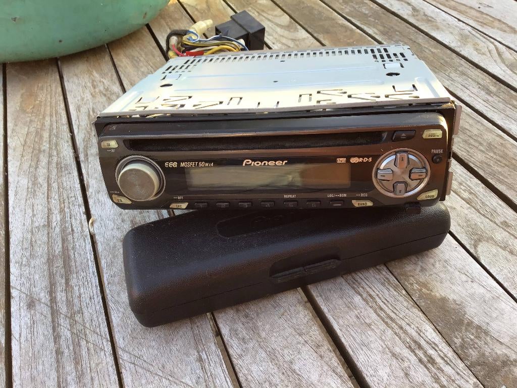 Pioneer DEH-2700RB radio/cd speler, Ophalen, Gebruikt