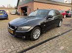 BMW 3-serie 318i NIEUWE APK 28-01-2027, Achterwielaandrijving, Zwart, Bedrijf, Handgeschakeld
