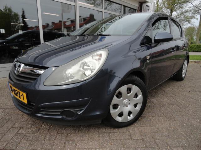 Opel Corsa 1.2-16V '111' Edition Airco/Cruise control, Voorwielaandrijving, Euro 5, Gebruikt, Zwart