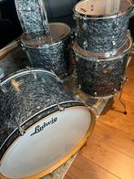 Ludwig set inclusief goede strakke hoezen., Muziek en Instrumenten, Drumstellen en Slagwerk, Ophalen of Verzenden, Ludwig