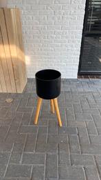 Bloempot op poten, Kunststof, Minder dan 30 cm, Rond, Ophalen of Verzenden