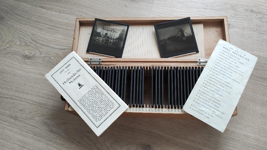 Glasdia's Hollandsche Kastelen en Molens, Ophalen, Gebruikt, Foto, Gebouw