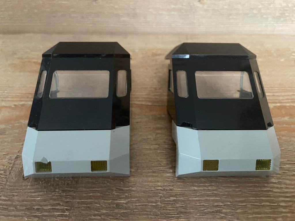 9V Rails Trein Metroliner Onderdelen (4558; 9 Volt)), Kinderen en Baby's, Speelgoed | Duplo en Lego, Ophalen of Verzenden, Zo goed als nieuw