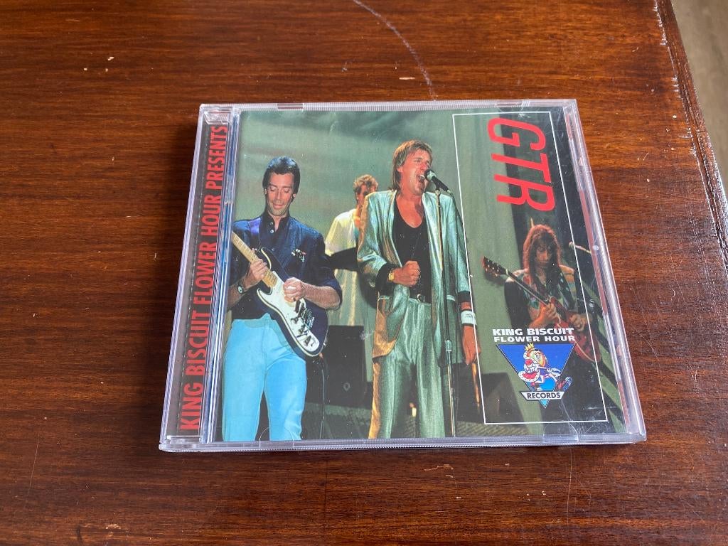 CD GTR King Biscuit Flower Hour (Steve Howe, Steve Hackett), Cd's en Dvd's, Cd's | Rock, Verzenden, Zo goed als nieuw, Progressive