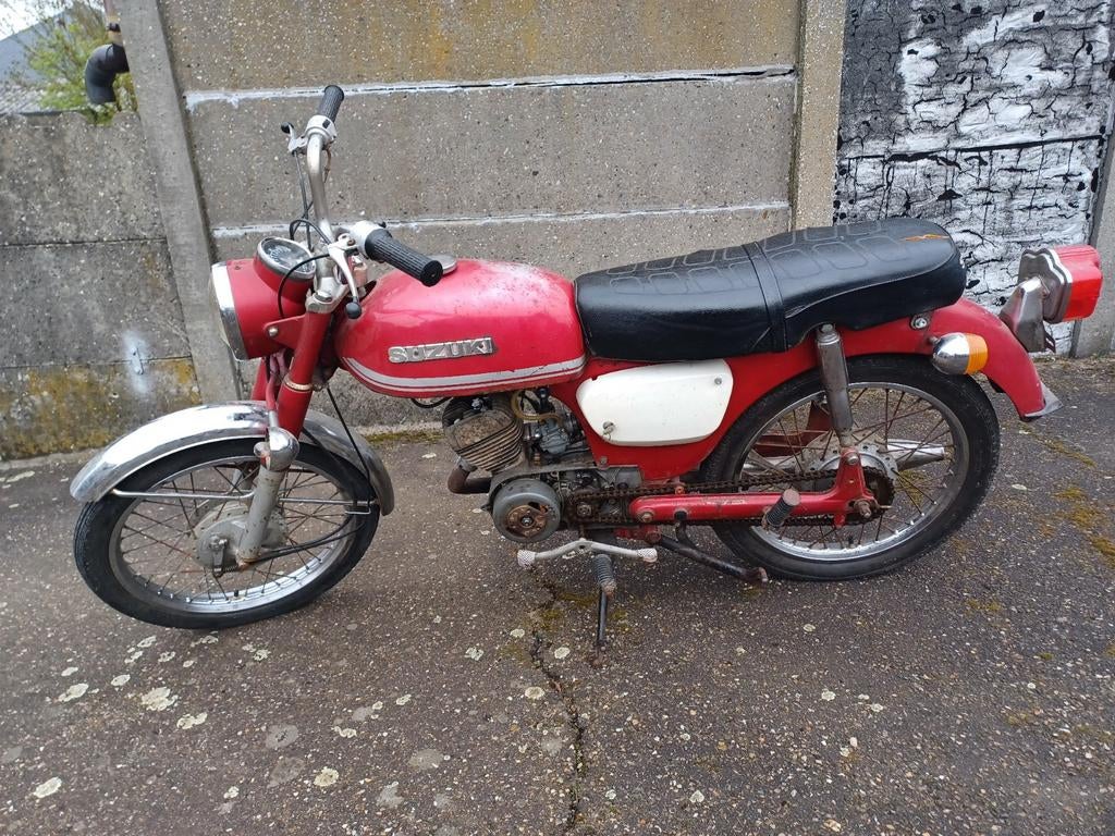 Suzuki B120 schuurvondst opknapper met papieren.