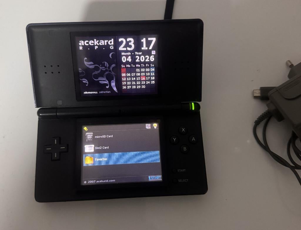 Nintendo DS, Ophalen, Gebruikt, DS Lite