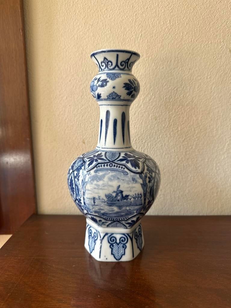 Antieke Delfts Blauwe Vaas met Molenlandschap, Ophalen