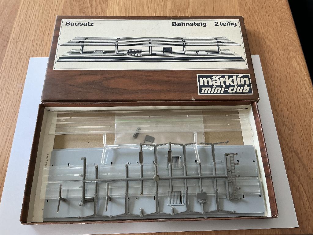 Marklin Miniclub Spoor Z, Hobby en Vrije tijd, Wisselstroom, Brug, Tunnel of Gebouw, Ophalen of Verzenden, Zo goed als nieuw