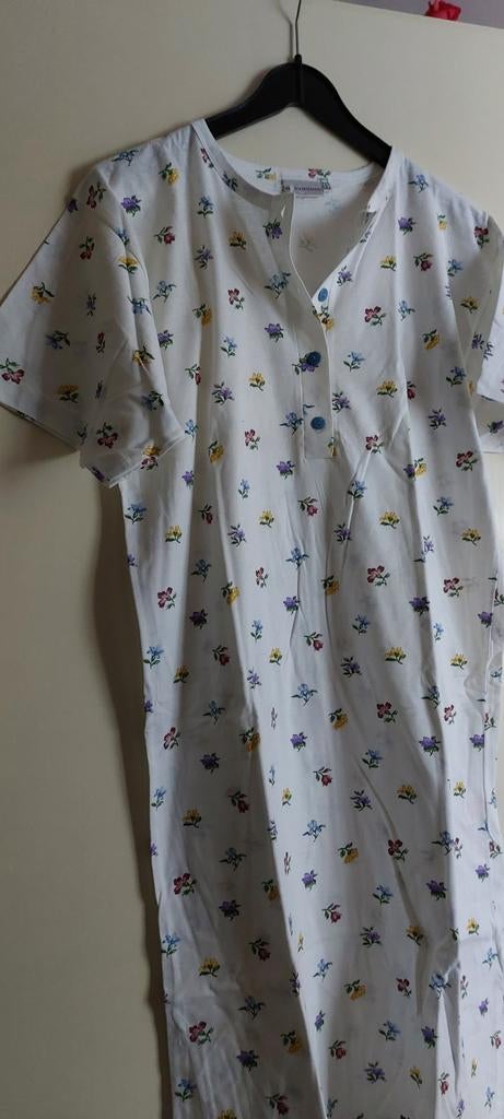 Wit gebloemd nacht japon S, Ophalen of Verzenden, Nieuw