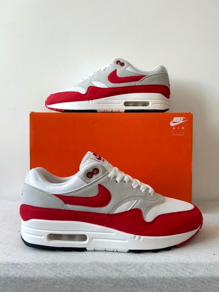 Nike Air Max 1 Anniversary Red (EU 42), Kleding | Heren, Schoenen, Zo goed als nieuw, Sneakers of Gympen, Wit, Ophalen of Verzenden