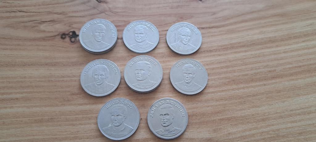 Voetbalmunten SHELL jaren 70, Van Hanegem, Israel, Krol, Ophalen of Verzenden, Zo goed als nieuw, Overige binnenlandse clubs