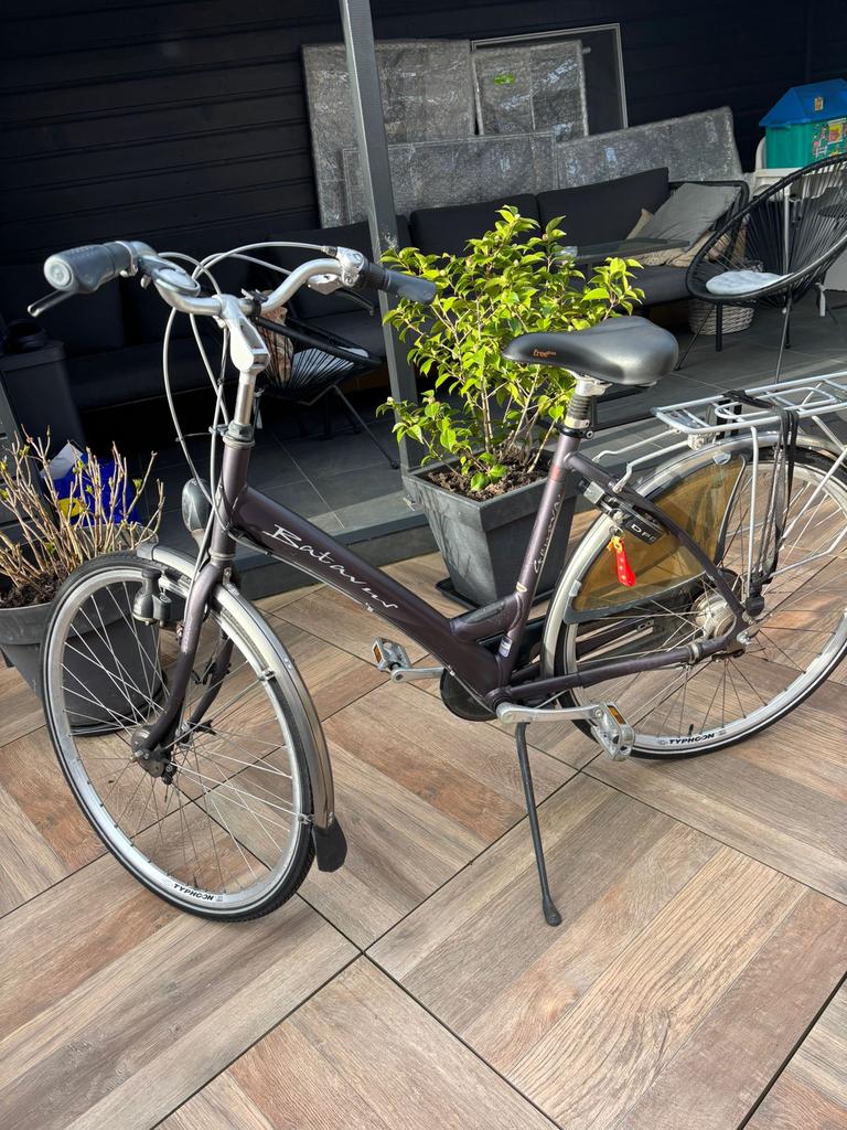 Batavus dames fiets, Fietsen en Brommers, Fietsen | Dames | Damesfietsen, Ophalen of Verzenden, Zo goed als nieuw, Batavus
