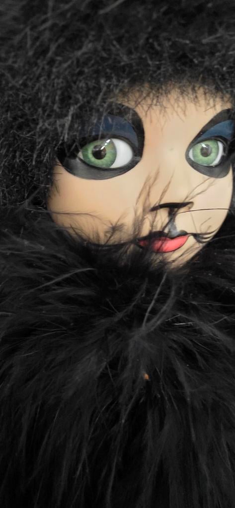 Vintage poes met porseleinen hoofdje en pluizige vacht, Ophalen of Verzenden, Gebruikt, Pop