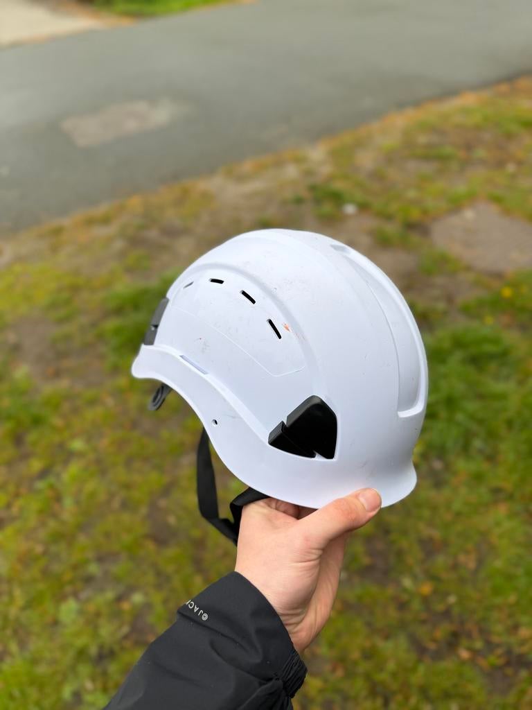 Portwest PS73 Veiligheidshelm - Wit, Nieuwstaat, Ophalen of Verzenden, Zo goed als nieuw