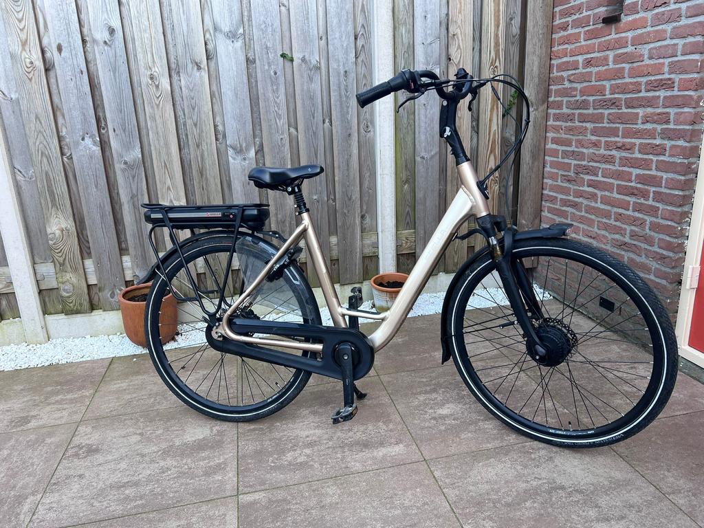 Stella Livorno Gold elektrische fiets, Fietsen en Brommers, 53 tot 56 cm, Versnellingen, Zo goed als nieuw, Schijfrem