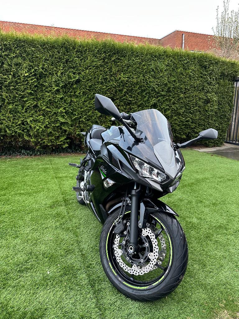 Kawasaki ninja 650 uit 2021 (A2 / 35KW), Motoren, Motoren | Kawasaki, Particulier, Sport, 12 t/m 35 kW, Minimaal motorrijbewijs A2