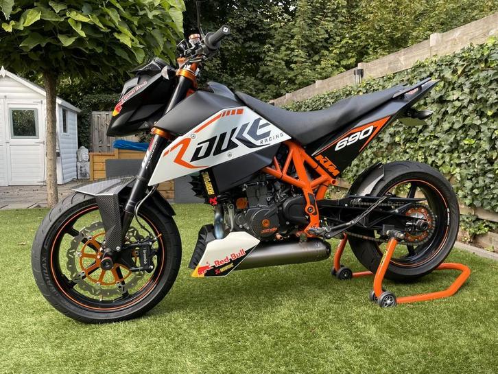 KTM 690 Duke R | 2010 |Topstaat | Uniek uitgevoerd, Motoren, Motoren | KTM, Particulier, Naked bike, Ophalen