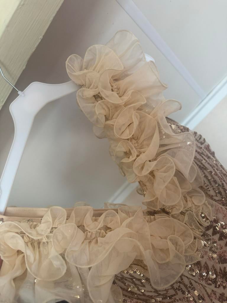 Elegante Galajurk met Pailletten en Ruches, Galajurk, Beige, Ophalen of Verzenden, Zo goed als nieuw