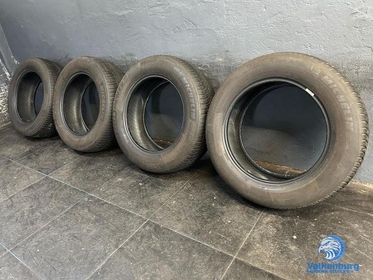 6-7mm! Allseasonbanden 235/60R18 Michelin CrossClimate, Auto-onderdelen, Banden en Velgen, Band(en), All Season, 18 inch, 235 mm