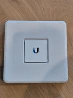 Ubiquiti UniFi Security Gateway USG, Ophalen of Verzenden, Zo goed als nieuw, Router, Ubiquity UniFi