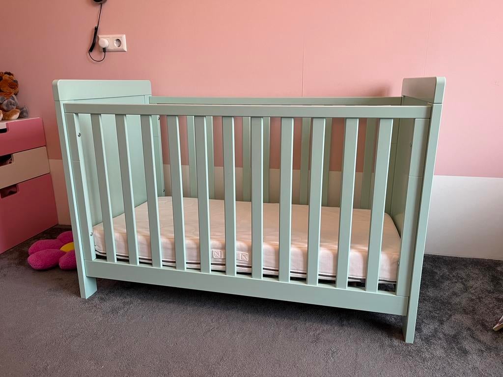 Bopita Ledikantje met matras en commode, Kinderen en Baby's, Kinderkamer | Complete kinderkamers, Ophalen, Gebruikt, Jongetje of Meisje