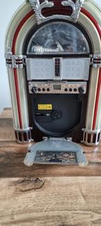 Jukbox radio met cd speler  bieden vanaf €.80,00, Ophalen of Verzenden
