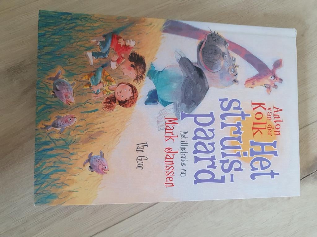 Het struis paard boek Anton van der Kolk, Ophalen of Verzenden, Gelezen