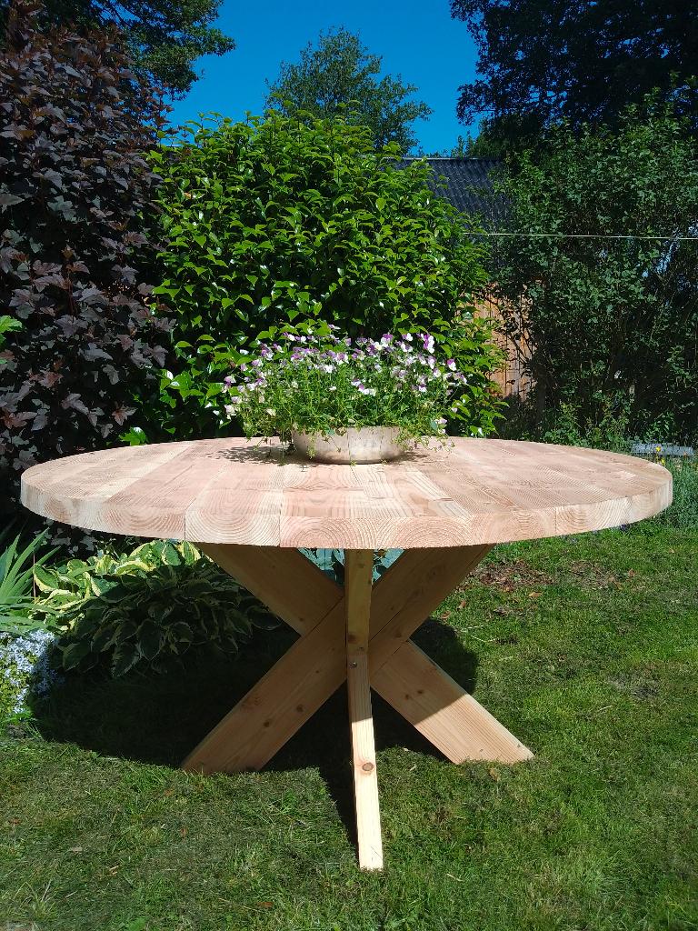 Ongebruikte ronde tuintafel | massief hout| Ø150cm | 3D-poot, Tuin en Terras, Tuintafels, Ophalen, Zo goed als nieuw, Rond, Hout