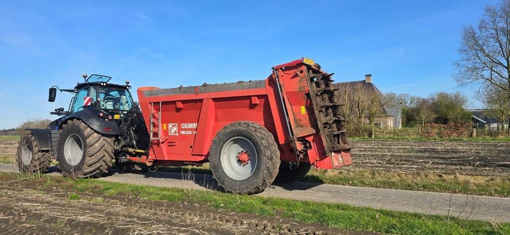 Gilibert Helios 14 mestverspreider te huur mestwagen