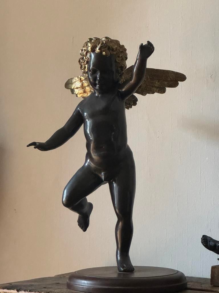 Mooie zware zeer grote bronzen engel ruim 60 cm, Ophalen of Verzenden, Brons, Beeld, 50 - 100 cm