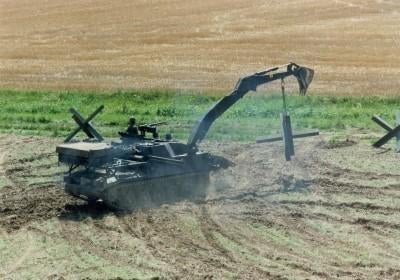 Steyr 4KH7FA Bergings-tank - Trident Voertuig Pionierspanzer, Hobby en Vrije tijd, Modelauto's | 1:87, Ophalen of Verzenden, Nieuw